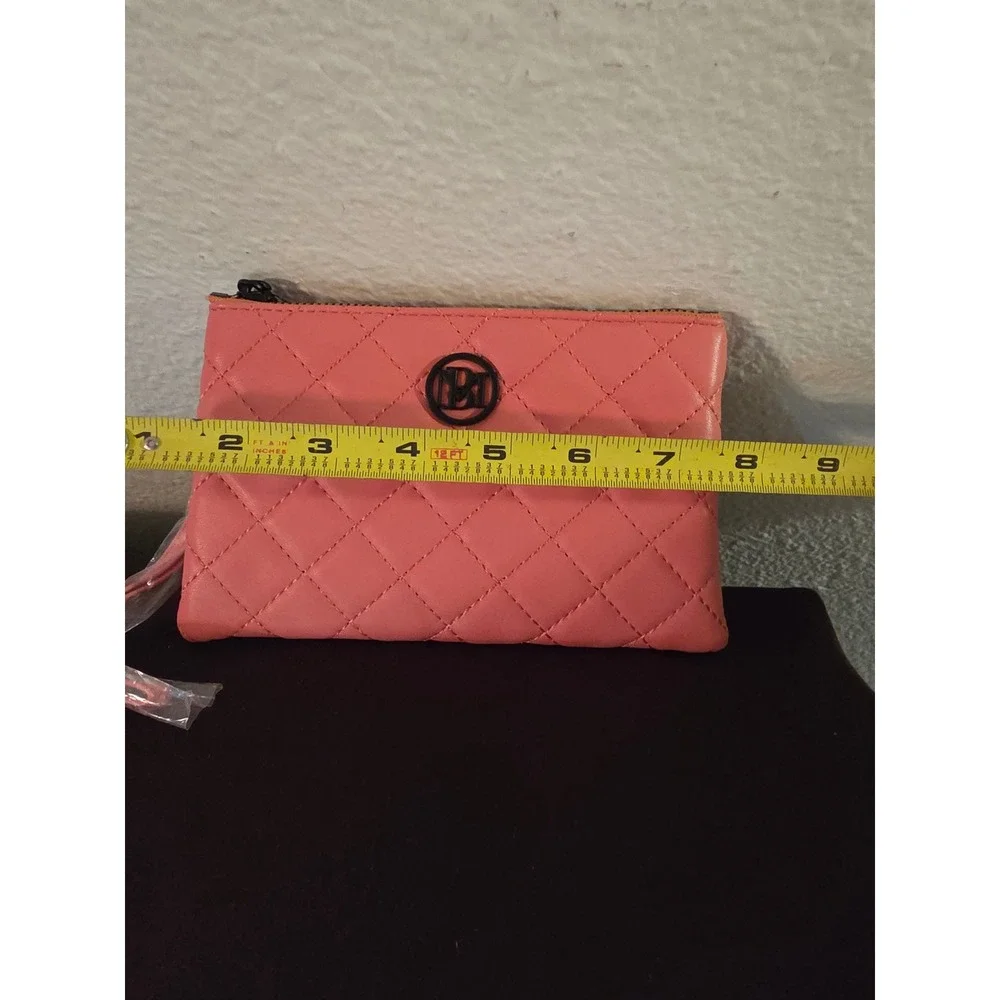 Badgley Mischka Diamond Quilting Clutch Coral Pink Wristlet Bag BM-4102-B NEW